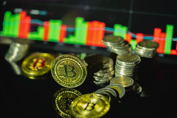 Crypto monnaie : les avantages clés de cette innovation financière
